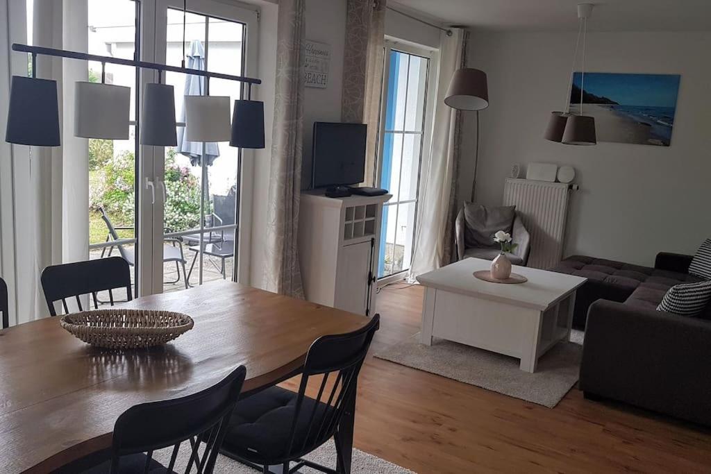 Wellenglitzern Apartment Бреге Екстериор снимка